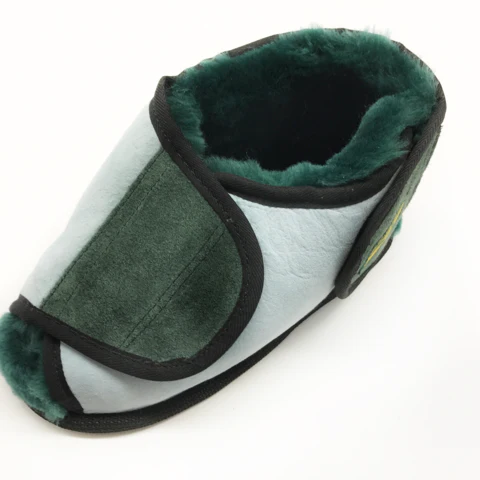 Australian Sheepskin Apparel Pressure Care Slippers, Open Toe with rubber sole - Image 4