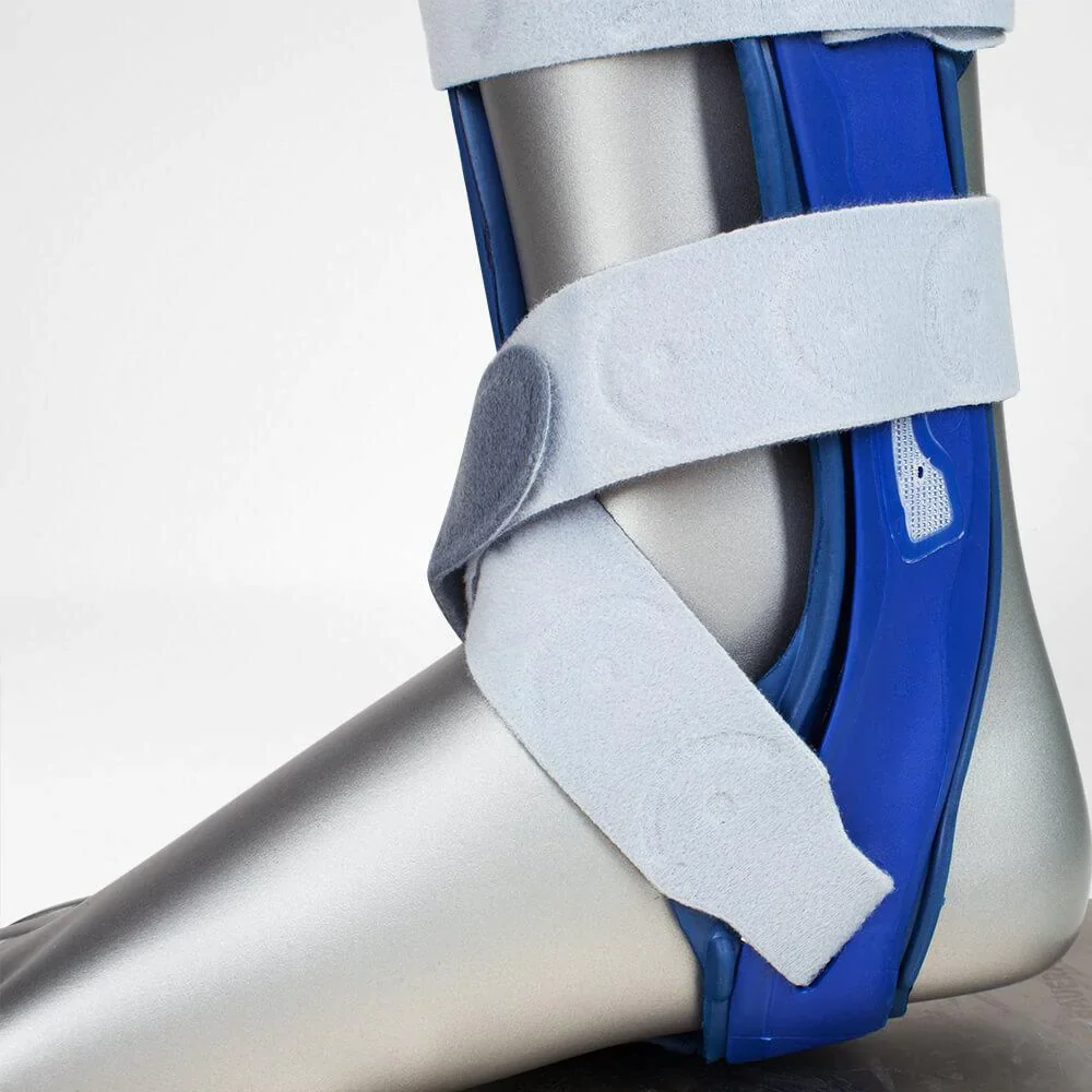 Bauerfeind MalleoLoc Ankle Brace - Image 4