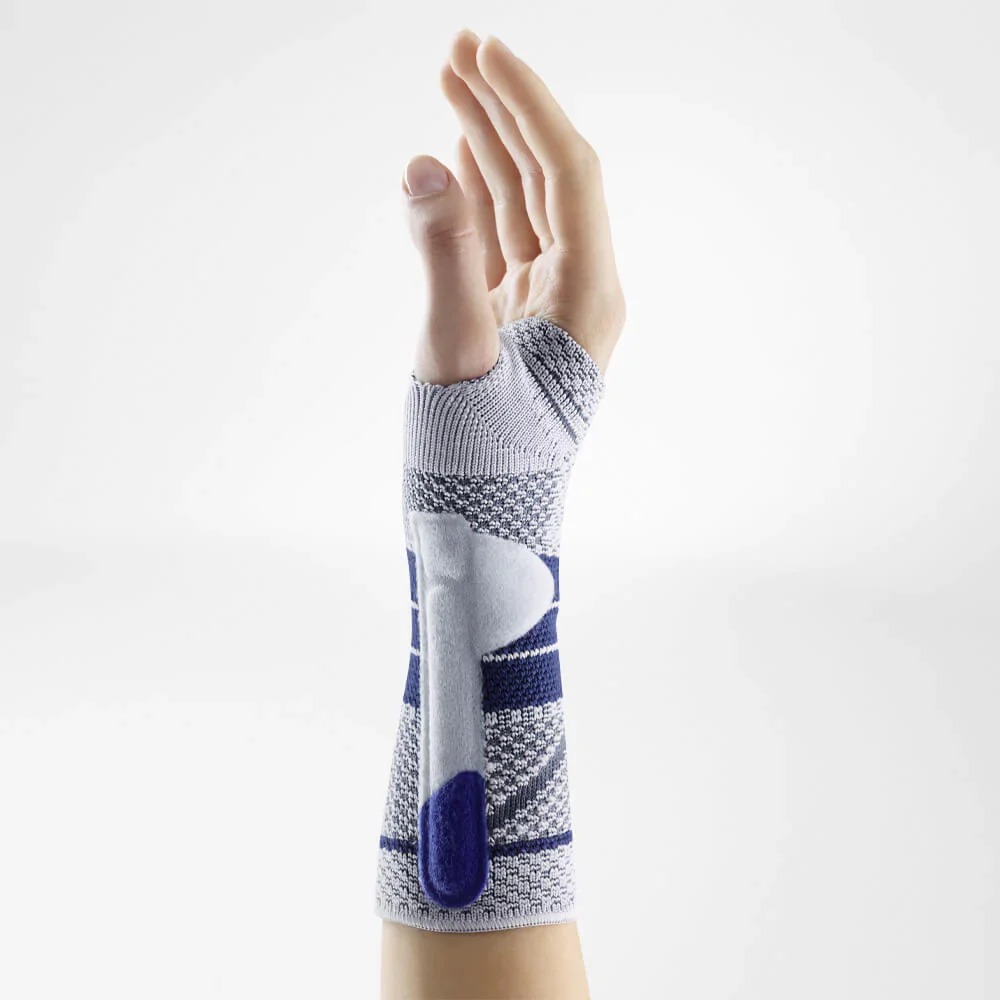 Bauerfeind ManuTrain Wrist Brace - Image 6