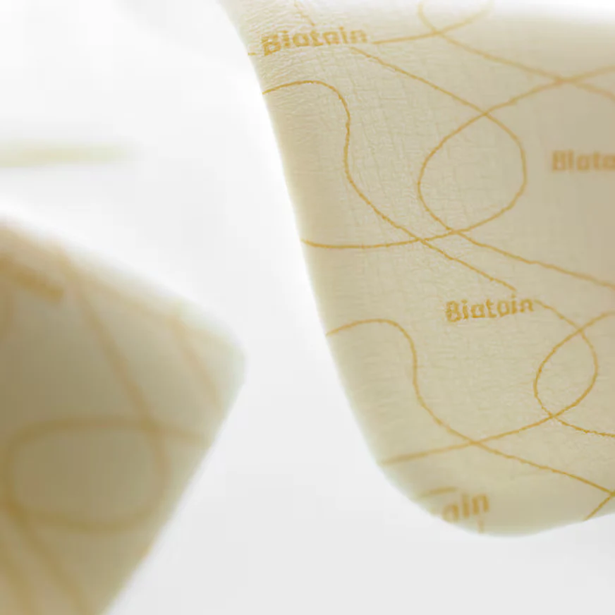 Coloplast Biatain Non-Adhesive Foam Dressing - Image 2