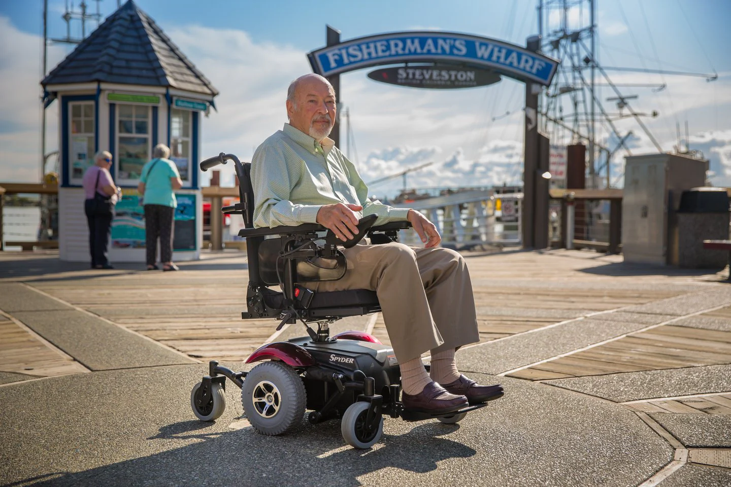 Eclipse Medical Pathmaster Spyder 10" Mid-Wheel Power Chair - Image 2