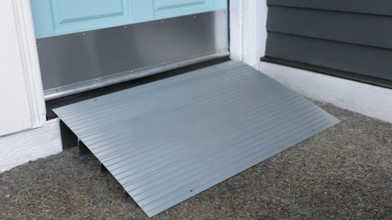 EZ-Access Threshold Ramp - Image 4