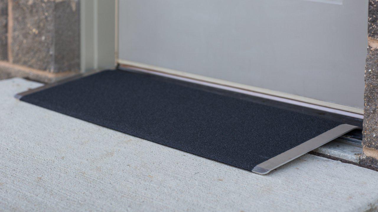 EZ-Access Transitions Angled Entry Plate