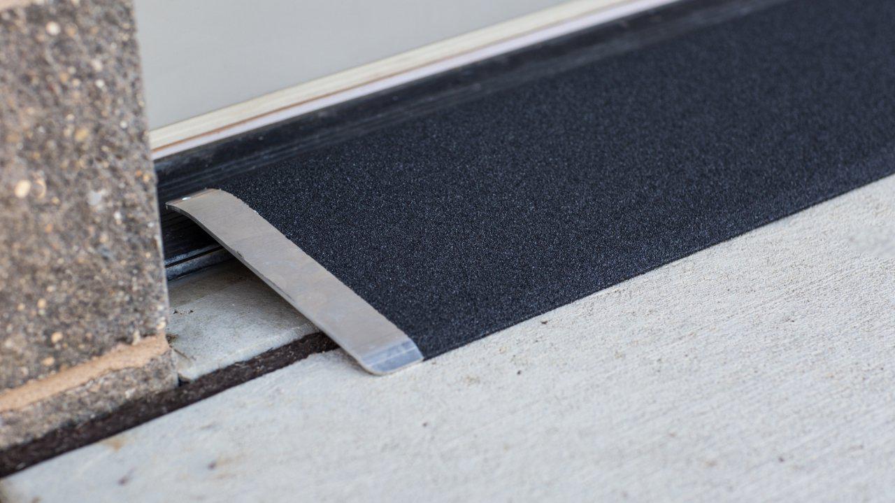 EZ-Access Transitions Angled Entry Plate - Image 2