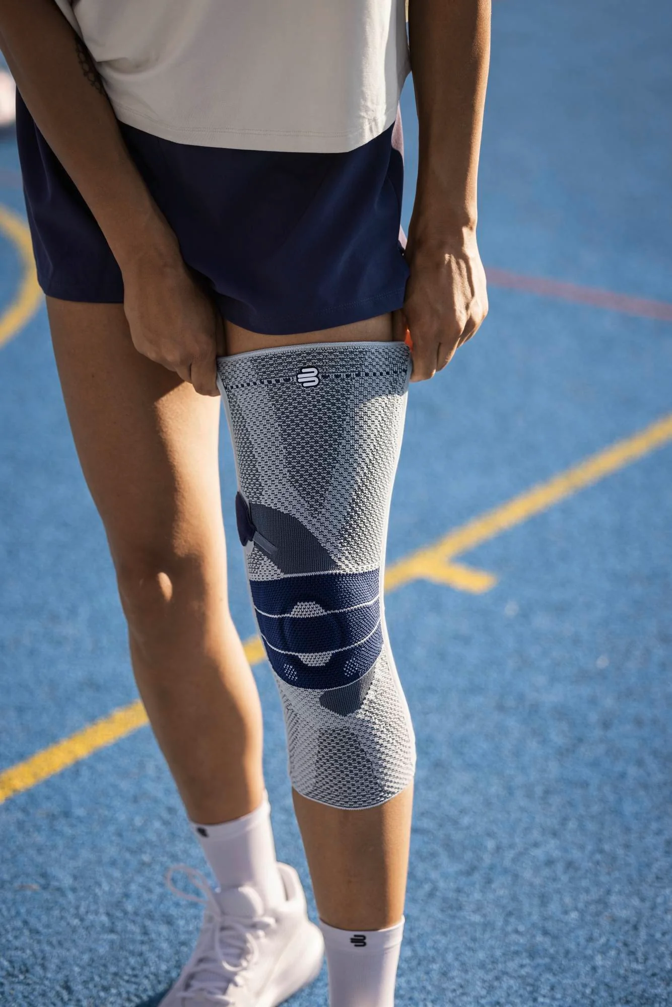 Bauerfeind GenuTrain P3 Knee Brace - Image 6