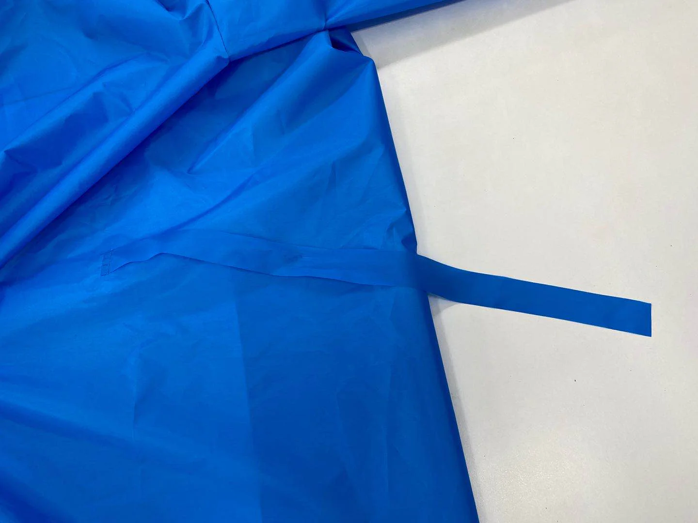 Healthcare Solutions Disposable Gown Level 3 Blue 10/PK - Image 5