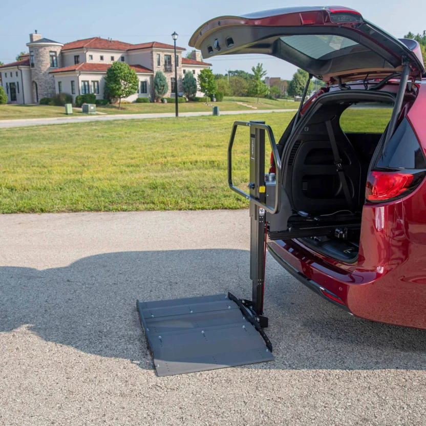Bruno Joey Interior Vehicle Platform Lift - Image 3