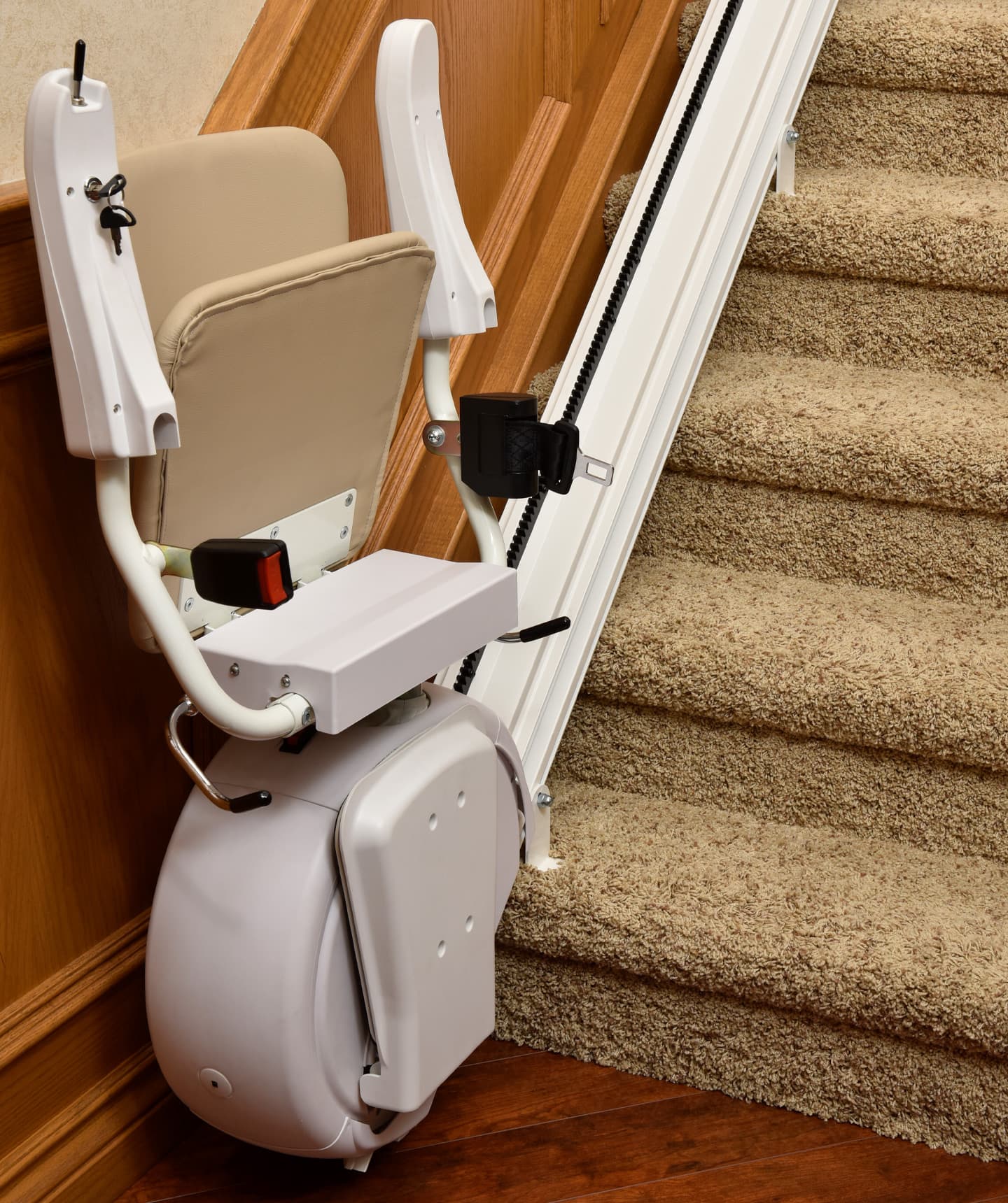 Savaria K2 Straight Stairlift - Image 3