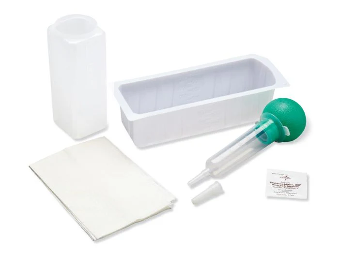 Medline Irrigation Tray with Bulb Syringe & PVP Pad