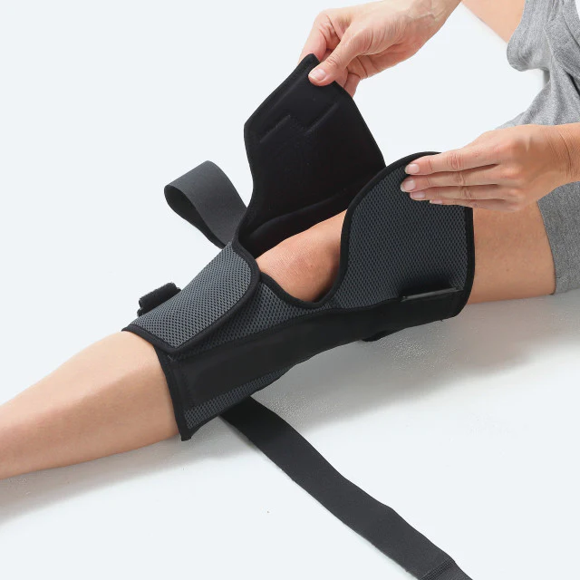 DonJoy Playmaker Xpert Knee Wrap - Image 3