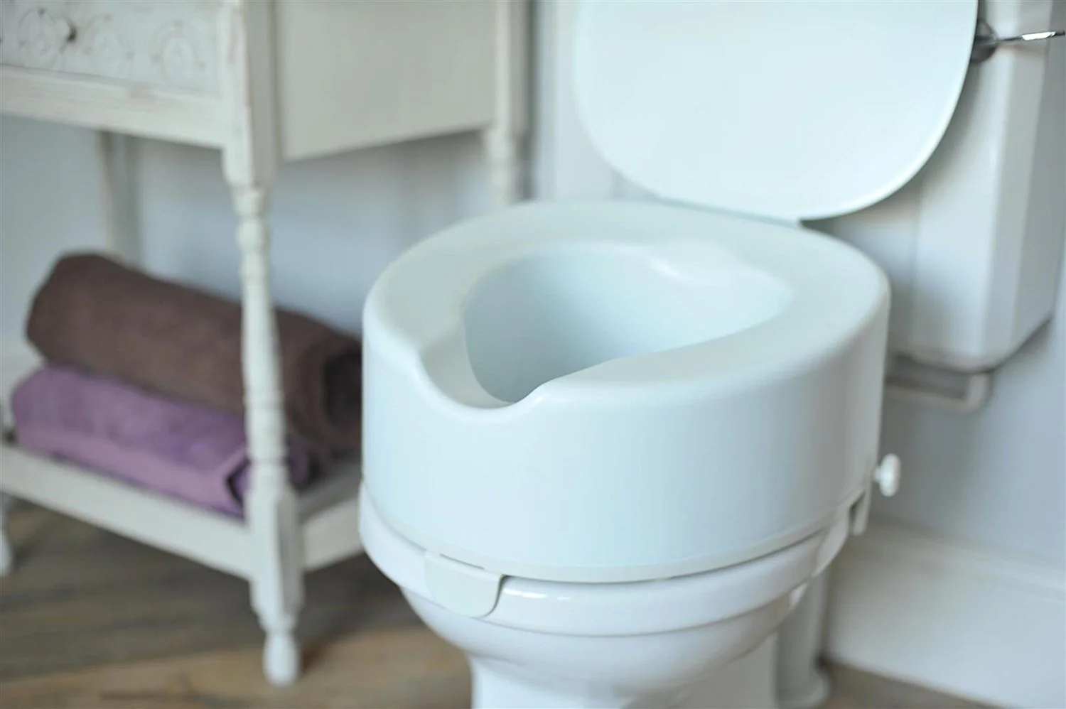 Gordon Ellis Serenity Raised Toilet Seats - Image 2