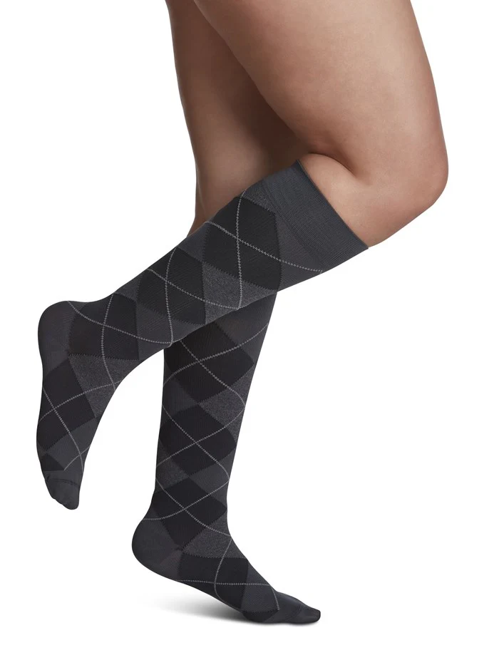 Sigvaris Womens Microfiber Patterns Knee High 20-30mmHg - Image 9