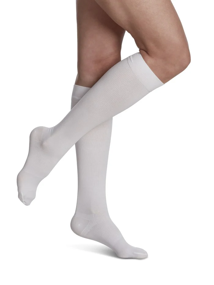 Sigvaris Mens Cotton Knee High 20-30mmHg - Image 3