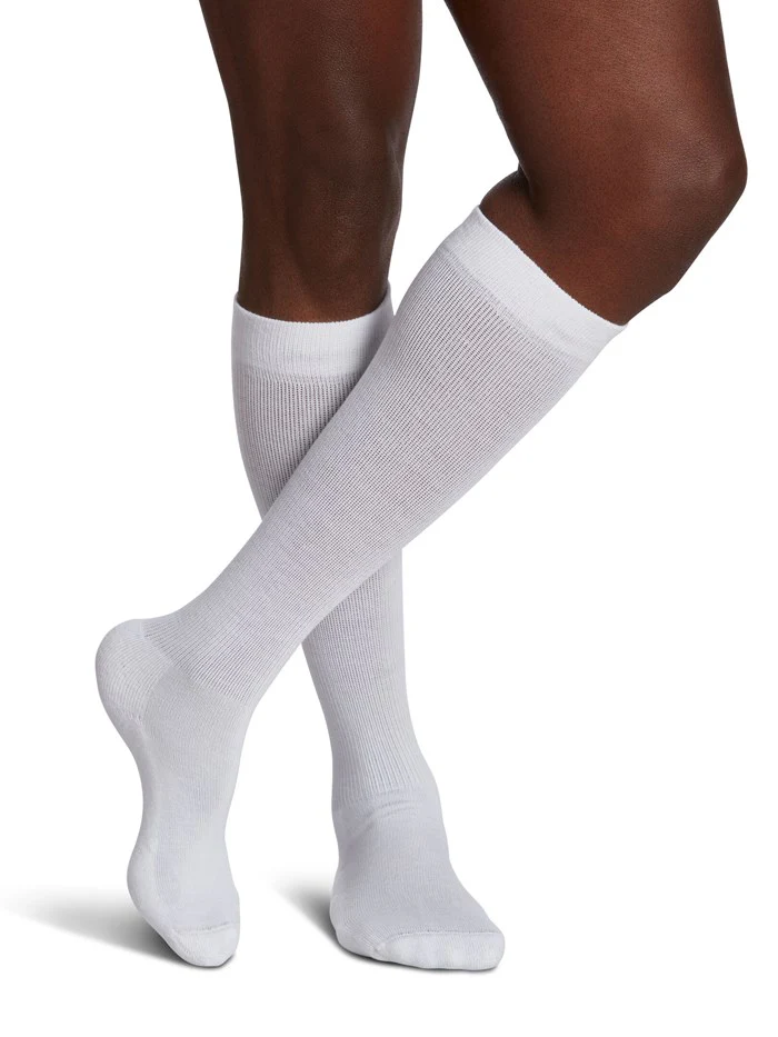 Sigvaris Unisex Diabetic Eversoft Knee High 8-15mmHg