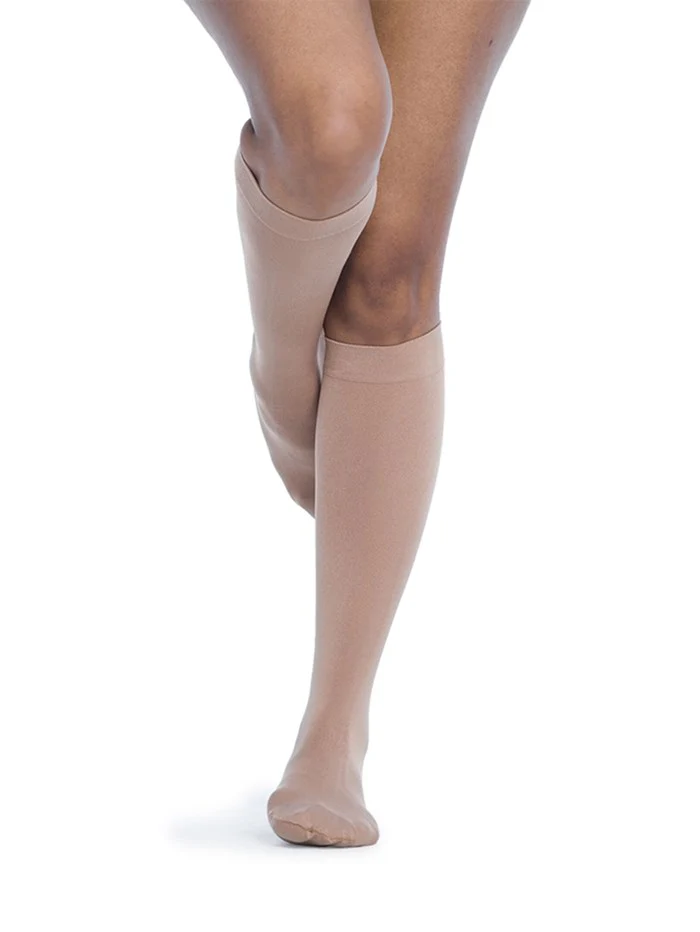 Sigvaris Womens Soft Opaque Knee High 15-20mmHg - Image 3
