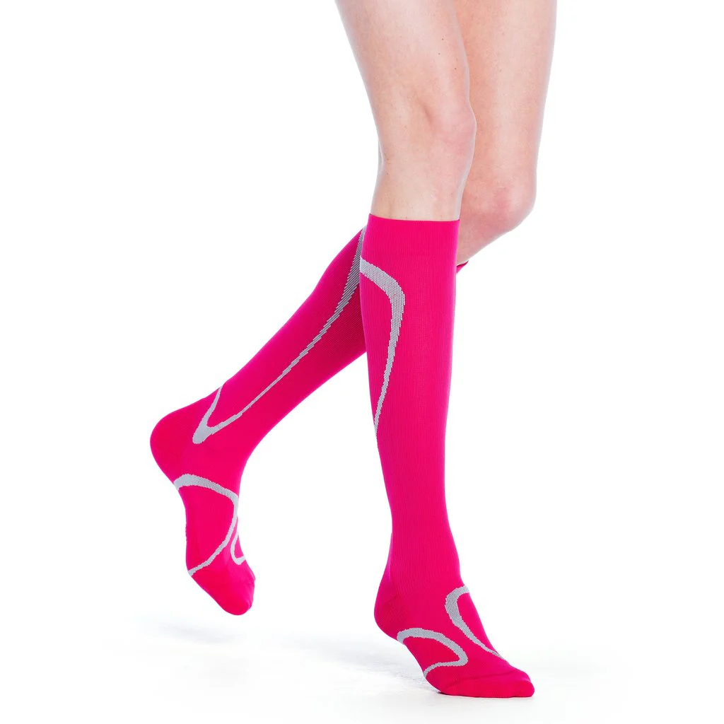 Sigvaris Performance High-Tech Knee High 20-30mmHg - Image 4