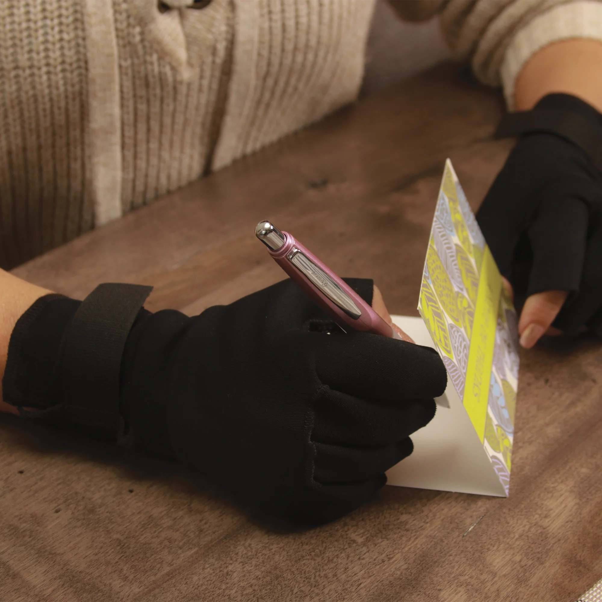 Core International Swede-O Thermal Arthritic Gloves (pair) - Image 6