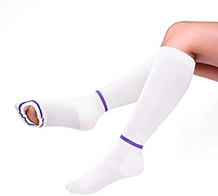 Covidien Unisex T.E.D Anti-Embolism Knee High 8-18mmHg