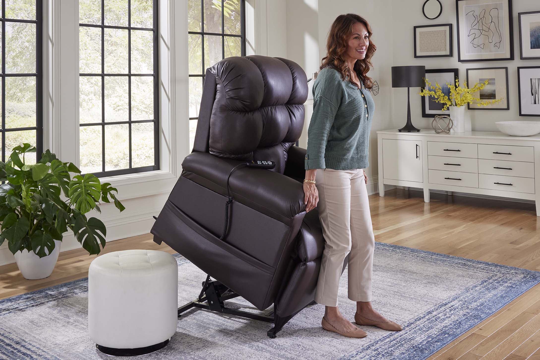 Golden Technologies The Cloud Lift Chair - Image 2