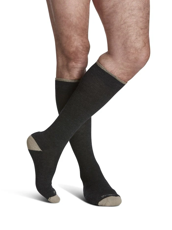 Sigvaris Merino Outdoor Knee High 15-20mmHg - Image 2