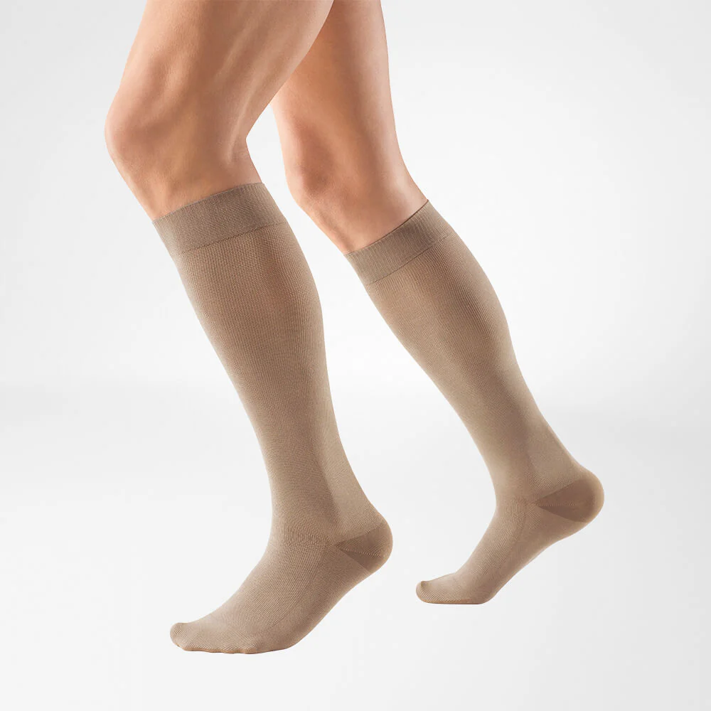 Bauerfeind Unisex VenoTrain Business Knee High 20-30mmHg - Image 4