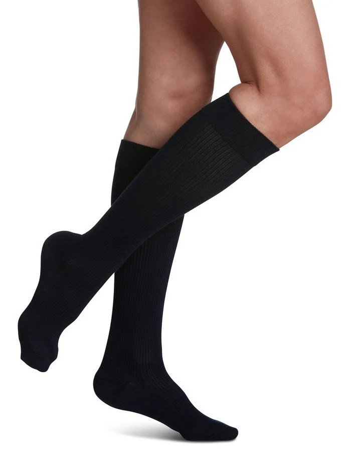 Sigvaris Womens Casual Cotton Knee High 15-20mmHg - Image 2