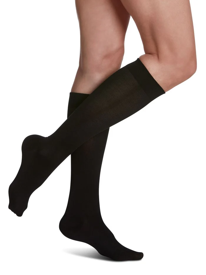 Sigvaris Womens Sea Island Cotton Knee High 15-20mmHg - Image 3